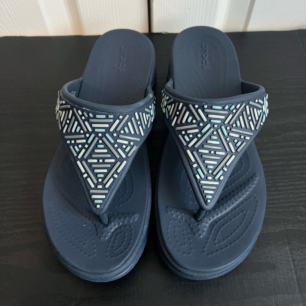 Crocs Navy Monterey Diamante Slip-On Thong Sandals Womens 6 Flip Flops Blue